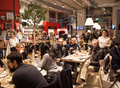 MILANO Giovedì 27 Marzo 2014 - Feltrinelli RED, piazza Gae Aulenti